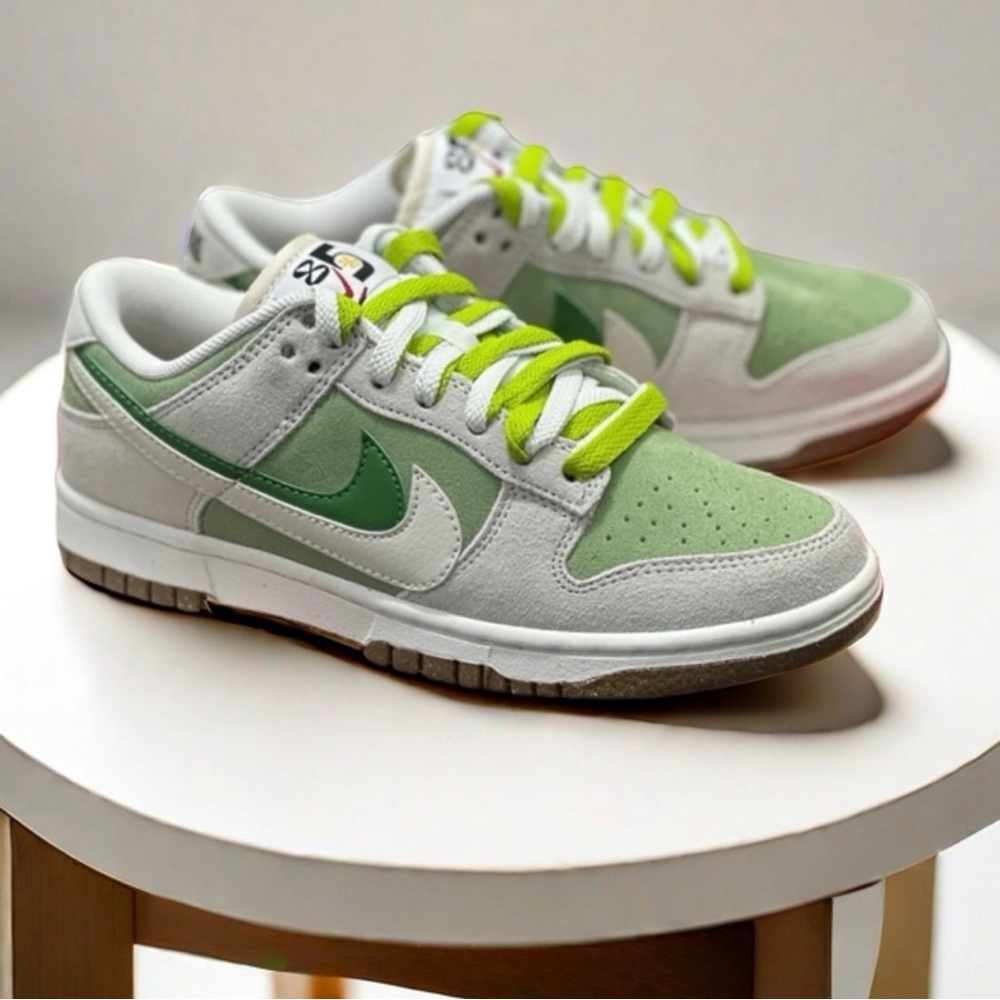 Nike Green and White Women's Sneakers